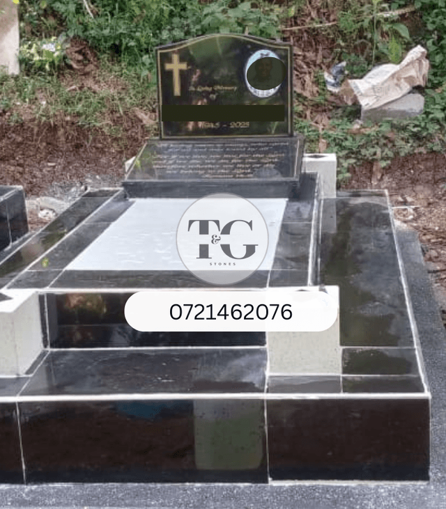 Two-Step Granito Tiles with Granite Headstones